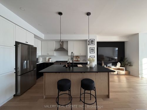 18 Kiernan Cres N, Alliston, ON, L9R0V4 | Card Image