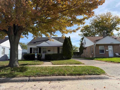 22748 Rosalind Avenue, Eastpointe, MI, 48021 | Card Image