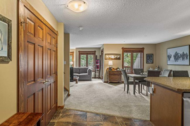 311 - 150 Crossbow Place, Home with 2 bedrooms, 2 bathrooms and 2 parking in Canmore AB | Image 3