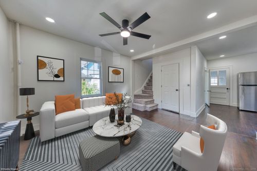 9 Hickory St, Meriden, CT, 06451-3002 | Card Image