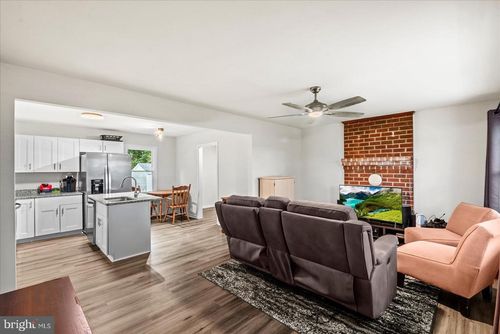 2010 Lake Rd, Lottsburg, VA, 22511-2634 | Card Image
