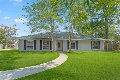 18049 Keystone Ave, Greenwell Springs, LA, 70739-4415 | Card Image
