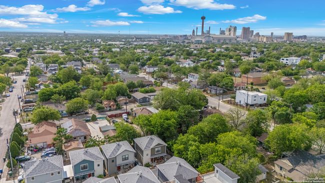 UNIT-401 - 211 Utah St, Townhouse with 2 bedrooms, 3 bathrooms and null parking in San Antonio TX | Image 33