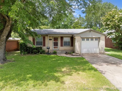 1809 Robison St, Ardmore, OK, 73401-1388 | Card Image