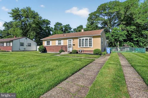 11 Walden Rd, MARLTON, NJ, 08053-2247 | Card Image