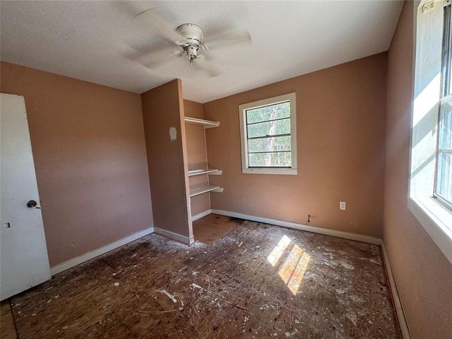 107 W Park St, House other with 2 bedrooms, 1 bathrooms and null parking in Hallettsville TX | Image 10