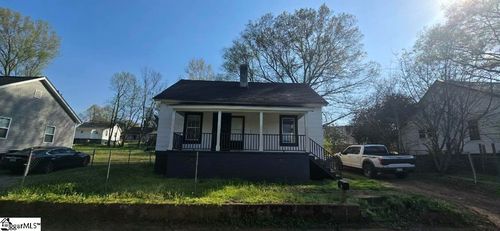 22 S 6th St, Greenville, SC, 29611-4337 | Card Image