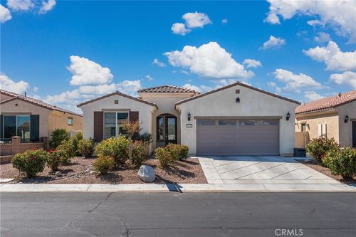11636 Cascade St, Apple Valley, CA, 92308-5103 | Card Image