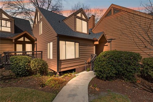 apt-302-1621 Ne 2nd St, OCALA, FL, 34470-8250 | Card Image