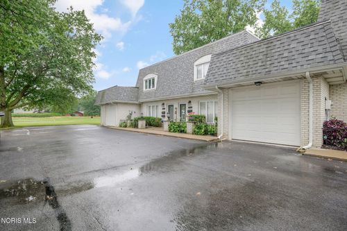 6925 Fenwyck Road, Maumee, OH, 43537 | Card Image