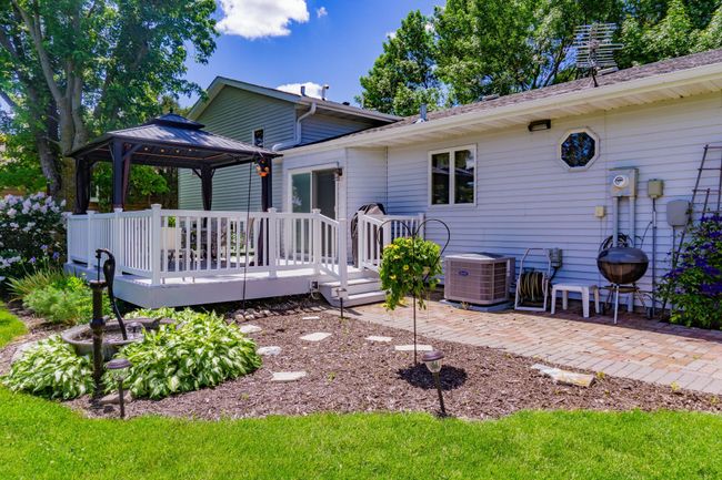 141 Jacob St, House other with 4 bedrooms, 3 bathrooms and null parking in Hamburg MN | Image 57