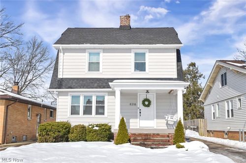 8318 Bauerdale Ave, Cleveland, OH, 44129-2406 | Card Image