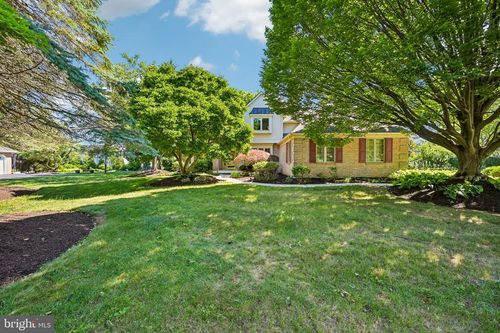 4403 Newton Cir, EMMAUS, PA, 18049-1247 | Card Image