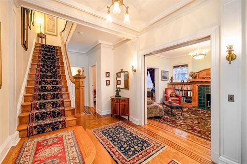 895 Summit Ave, Jersey City, NJ, 07307-3739 | Card Image