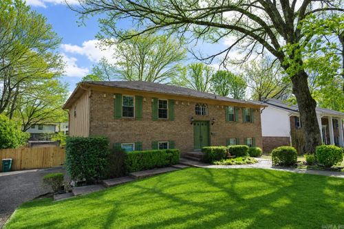2323 Clapboard Hill Rd, Little Rock, AR, 72227-3016 | Card Image