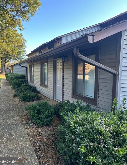 2725 Flintlock Pl, Austell, GA, 30106-2707 | Card Image
