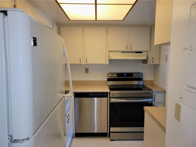 APT-1001 - 400 64 Th Ave, Condo with 1 bedrooms, 2 bathrooms and null parking in ST PETE BEACH FL | Image 6