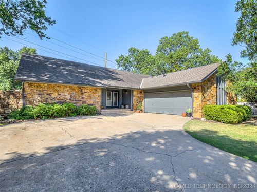 7524 S 85th East Pl, Tulsa, OK, 74133-2935 | Card Image