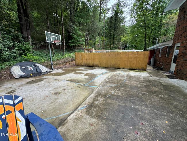 1516 Valley View Dr, House other with 4 bedrooms, 4 bathrooms and null parking in Big Stone Gap VA | Image 8
