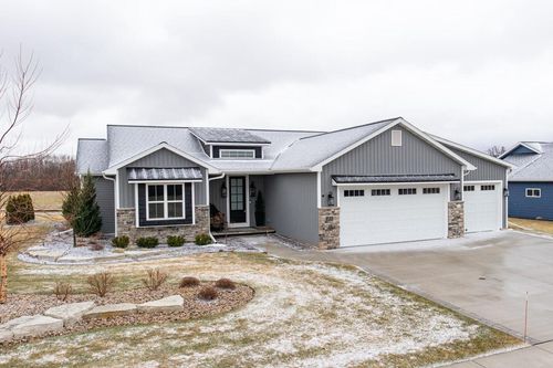 1831 White Dove Lane, KAUKAUNA, WI, 54130 | Card Image