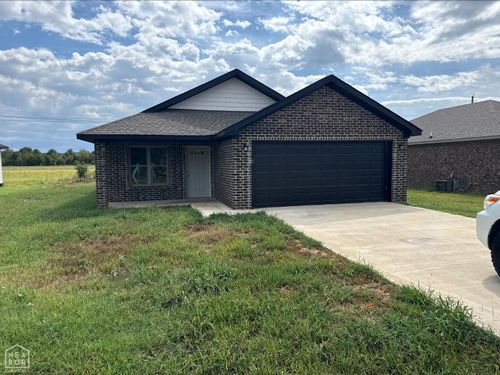 209 Redwood Dr, Bono, AR, 72416-9406 | Card Image