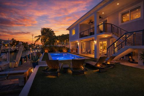 145 Venetian Dr, Islamorada, FL, 33036-4208 | Card Image