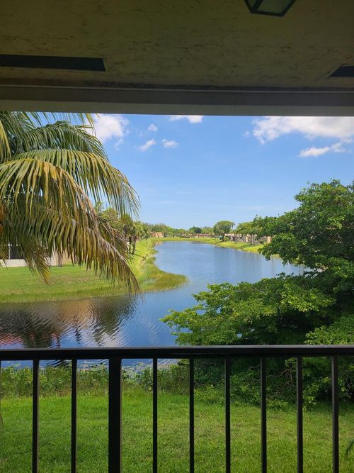 apt-g-1520 Lake Crystal Dr, West Palm Beach, FL, 33411-4147 | Card Image