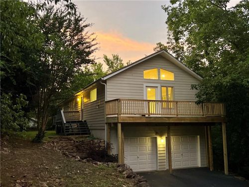 2268 Sparrow Ridge Dr Ne, Marietta, GA, 30066-2147 | Card Image