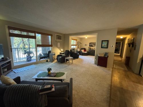 202-1340 9th Ave S, Saint Cloud, MN, 56301-2533 | Card Image