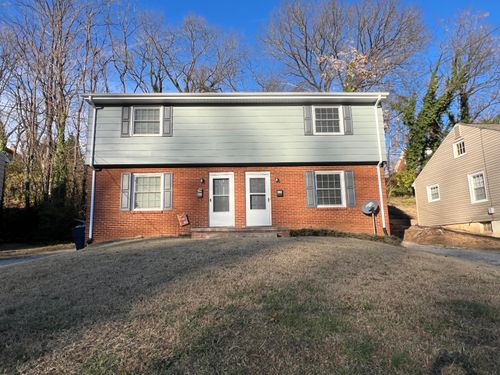 835 Kerns Ave Sw, Roanoke, VA, 24015-1817 | Card Image