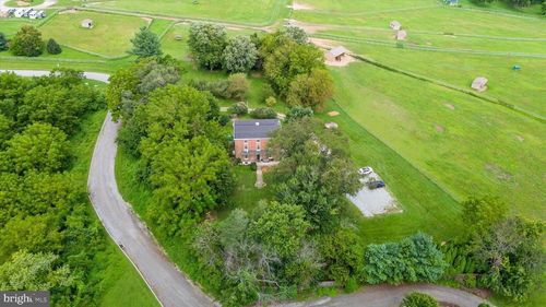 645 Coatesville Rd, West Grove, PA, 19390-9234 | Card Image