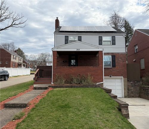 744 Allegheny River Blvd, Oakmont, PA, 15139-1559 | Card Image