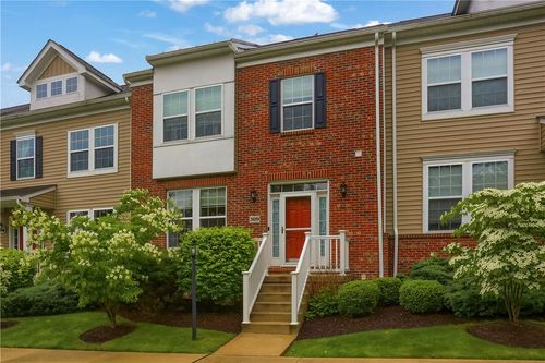 309 Trafalgar Sq, Cranberry Twp, PA, 16066-7473 | Card Image