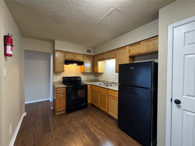 APT-102 - 5006 W Wind Trl, Home with 2 bedrooms, 2 bathrooms and 1 parking in Austin TX | Image 4