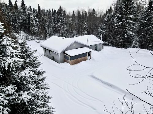 111 Ch. Dufour, Saint-Michel-des-Saints, QC, J0K3B0 | Card Image