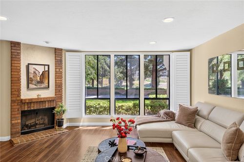 23406 Coso, Mission Viejo, CA, 92692-1521 | Card Image