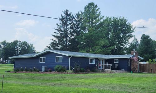 103 W Center St, BAILEYVILLE, IL, 61007-9754 | Card Image
