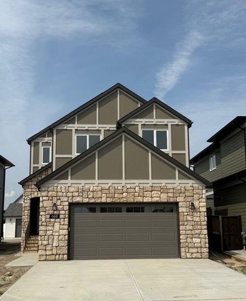 668 Devonia Rd W, Lethbridge, AB, T1J5W3 | Card Image