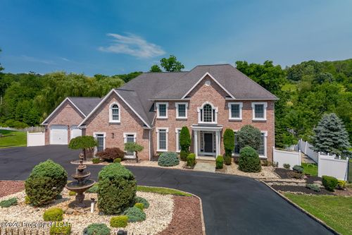 41 Somerfields Dr, Wyoming, PA, 18644-9409 | Card Image