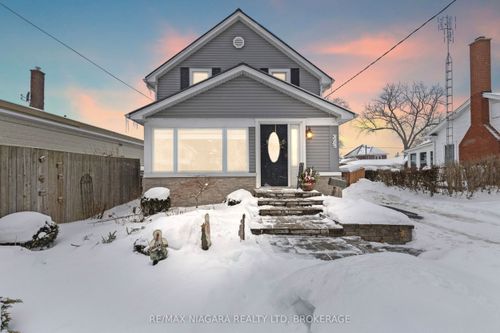 3547 Strang Dr, Niagara Falls, ON, L2G6K5 | Card Image