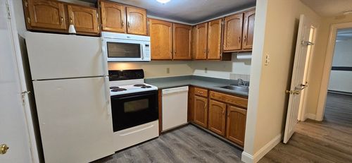 apt-a8-19 Church St, North Attleboro, MA, 02760-1636 | Card Image