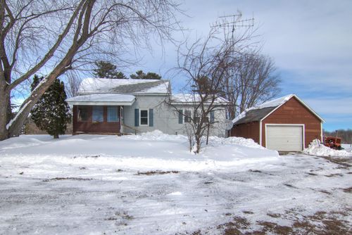 203 27th St, New Auburn, WI, 54757-8829 | Card Image