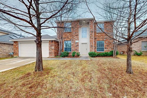 1301 Pepperidge Ln, Fort Worth, TX, 76131-5215 | Card Image