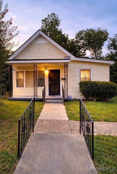 2110 Luverne St, Montgomery, AL, 36104-3259 | Card Image