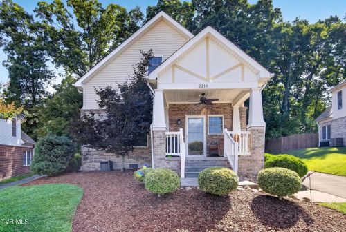 2216 Hiwassee Drive, Kingsport, TN, 37664 | Card Image