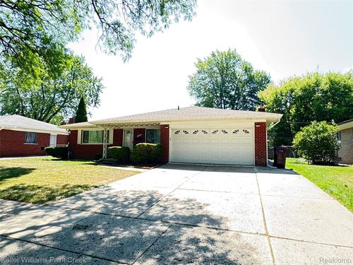 8160 Busch, Center Line, MI, 48015-1579 | Card Image