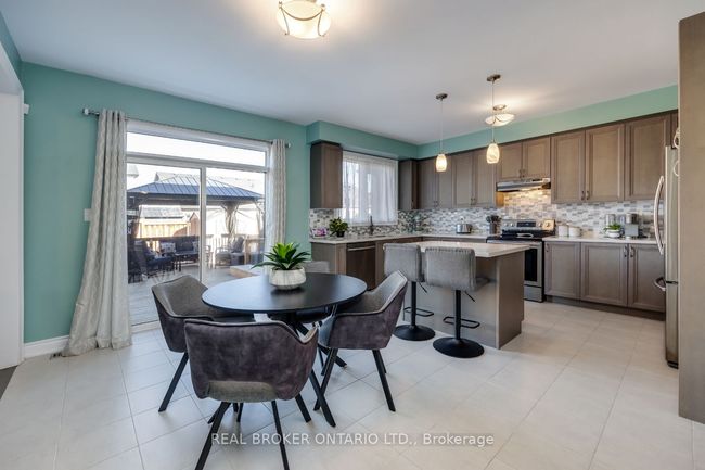 3 Melrose Dr, House other with 4 bedrooms, 5 bathrooms and 4 parking in Millbrook ON | Image 13