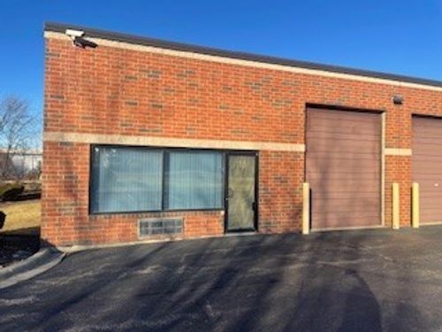 ste-110-707 Colomba Ct, St. Charles, IL, 60174-3424 | Card Image