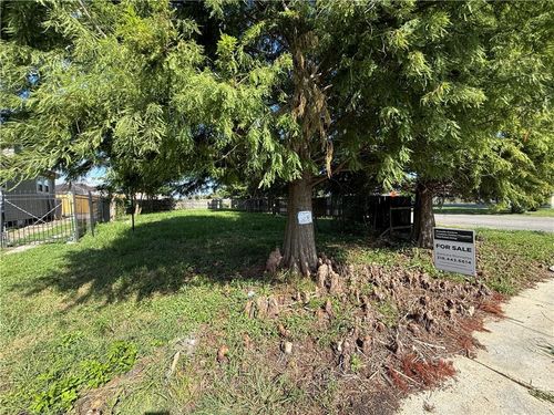 5240 Pasteur Blvd, New Orleans, LA, 70122-4077 | Card Image
