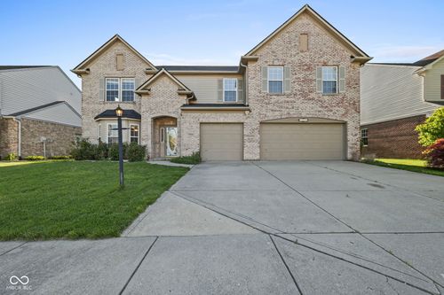 7835 Whitaker Valley Boulevard, Indianapolis, IN, 46237 | Card Image